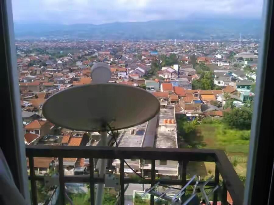 Apartment The Suites Metro By Yudis Bandung Room photo